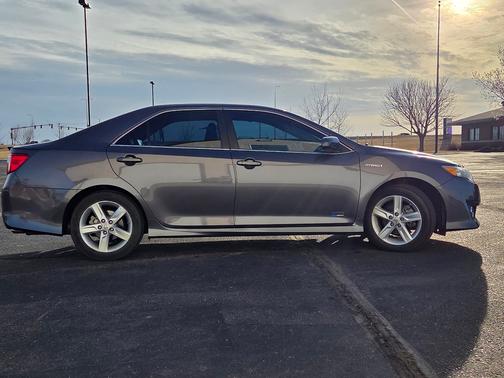 2014 Toyota Camry Hybrid SE Limited Edition