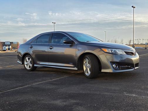 2014 Toyota Camry Hybrid SE Limited Edition