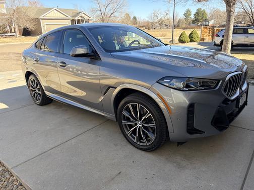 2024 BMW X6 xDrive40i