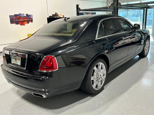 2011 Rolls-Royce Ghost Base