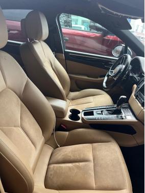 2018 Porsche Macan Macan