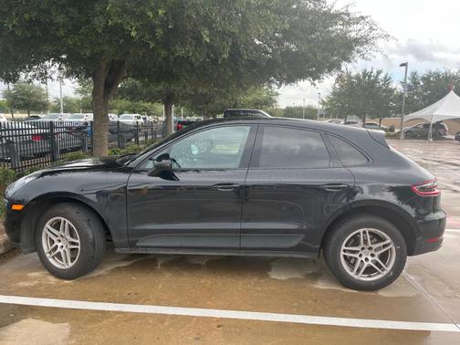 2018 Porsche Macan Macan
