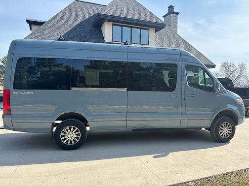 2024 Mercedes-Benz Sprinter 2500 High Roof