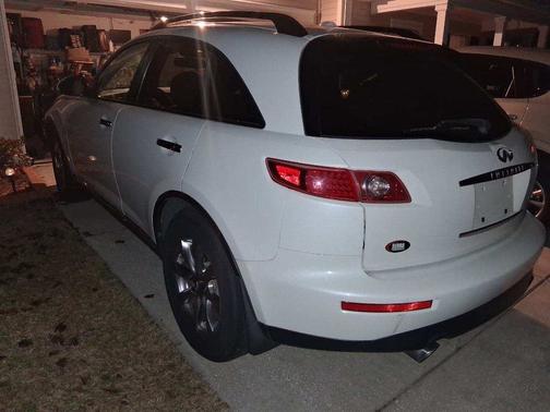 2008 INFINITI FX35 Base