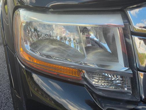 Black 2015 Ford Expedition XLT