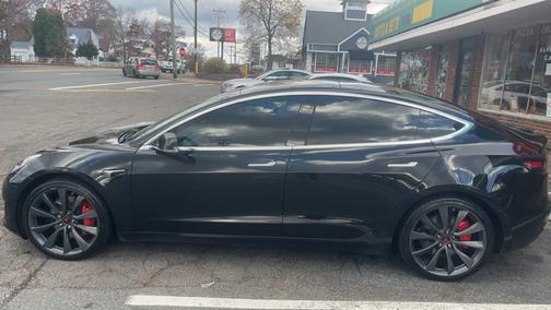 2019 Tesla Model 3 Performance