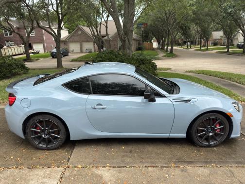 2019 Subaru BRZ Series.Gray