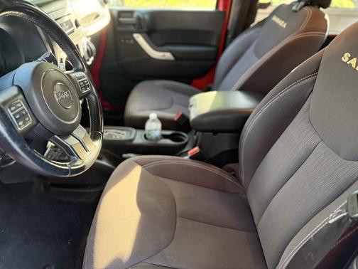 2014 Jeep Wrangler Sahara