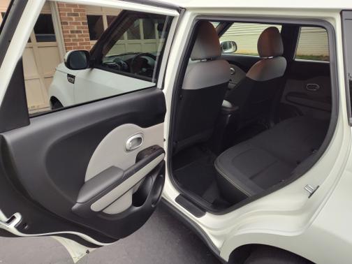 2014 Kia Soul +
