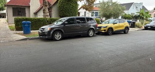 Brown 2016 Dodge Grand Caravan SXT