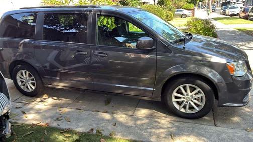 Brown 2016 Dodge Grand Caravan SXT