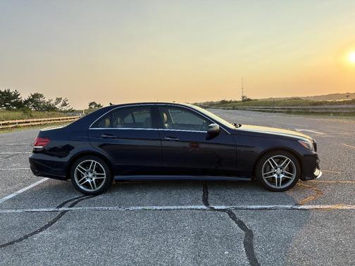 Blue 2014 Mercedes-Benz E-Class E 550 4MATIC