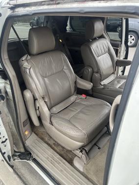 2010 Toyota Sienna XLE