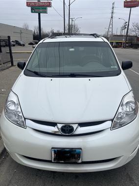 2010 Toyota Sienna XLE