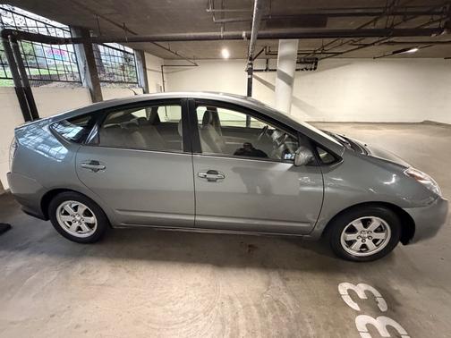 2005 Toyota Prius Base