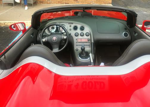2006 Pontiac Solstice Base