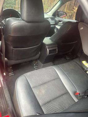 Red 2014 Toyota Camry SE