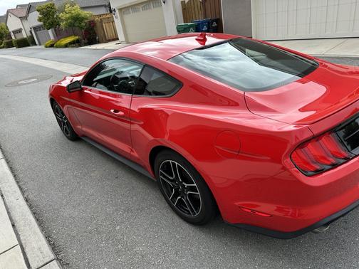 2020 Ford Mustang EcoBoost Premium