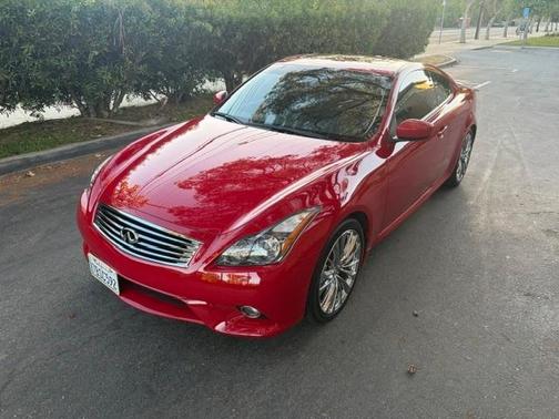 Red 2013 INFINITI G37 Journey