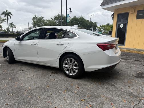 White 2024 Chevrolet Malibu 1LT