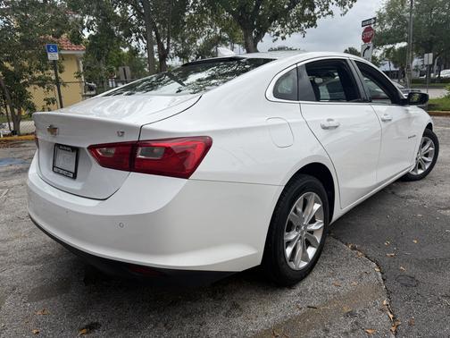 White 2024 Chevrolet Malibu 1LT
