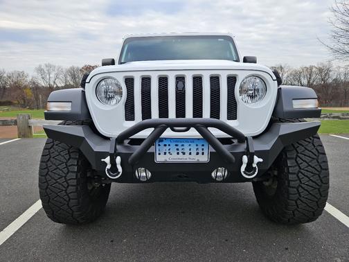 2019 Jeep Wrangler Sport