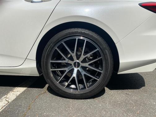 White 2022 Acura TLX Technology