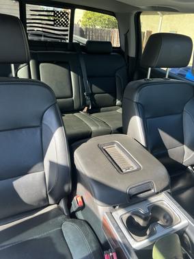 White 2018 GMC Sierra 1500 SLT