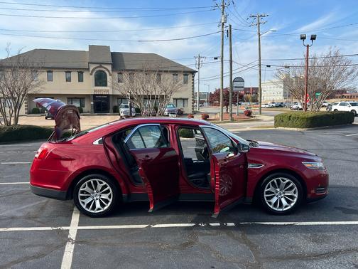 2016 Ford Taurus Limited