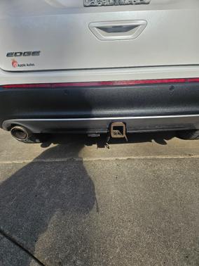 White 2016 Ford Edge SEL