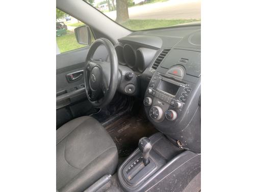 2010 Kia Soul +