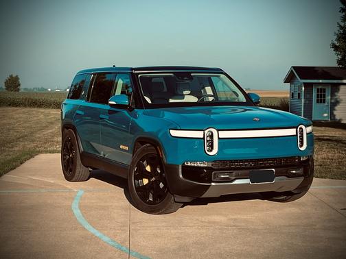 Blue 2023 Rivian R1S Launch Edition