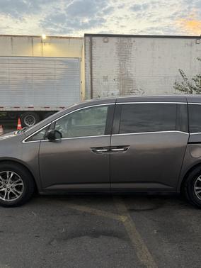 Black 2011 Honda Odyssey EX