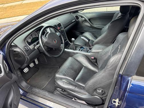 2005 Pontiac GTO Base