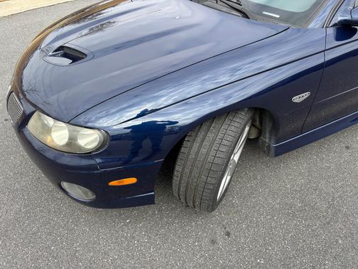 2005 Pontiac GTO Base