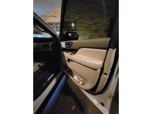 2022 Lincoln Navigator L Reserve