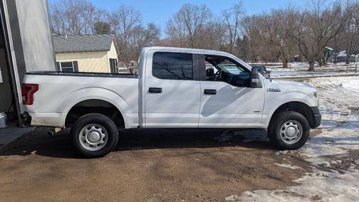 White 2017 Ford F-150 XL