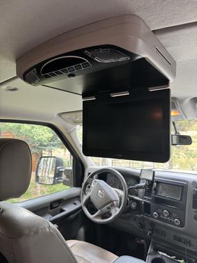 2020 Nissan NV Passenger NV3500 HD SL V8