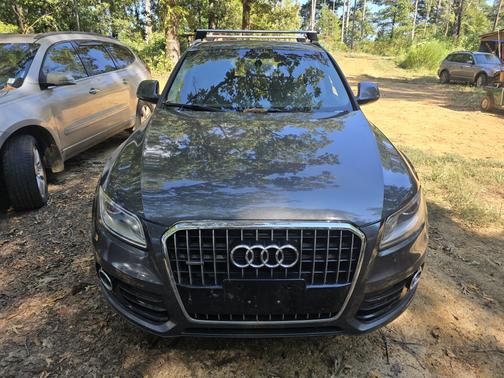 Gray 2015 Audi Q5 2.0T Premium