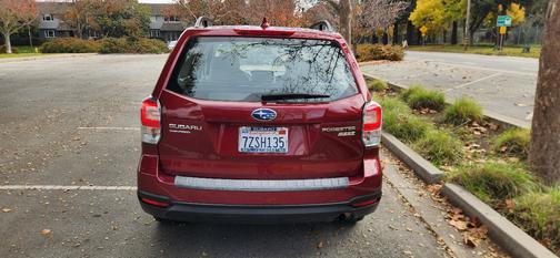 2017 Subaru Forester 2.5i