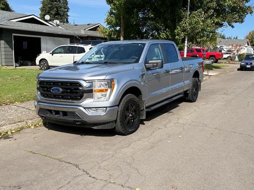 Silver 2022 Ford F-150 XLT