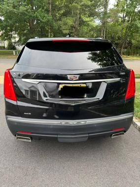 Black 2017 Cadillac XT5 Luxury