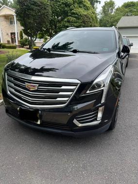 Black 2017 Cadillac XT5 Luxury