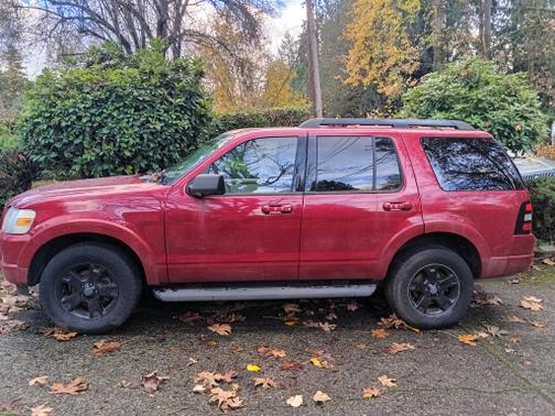 2010 Ford Explorer XLT