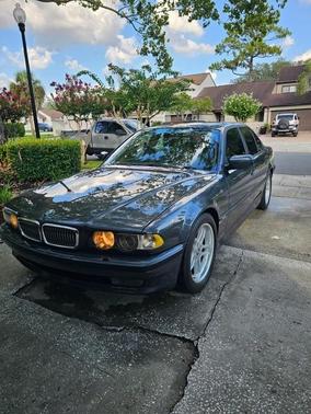 Gray 2001 BMW 740 i