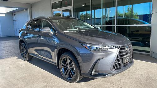2025 Lexus NX 450h+ Luxury AWD
