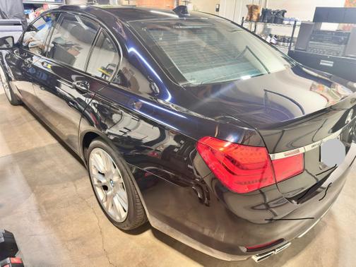 2010 BMW 760 Li
