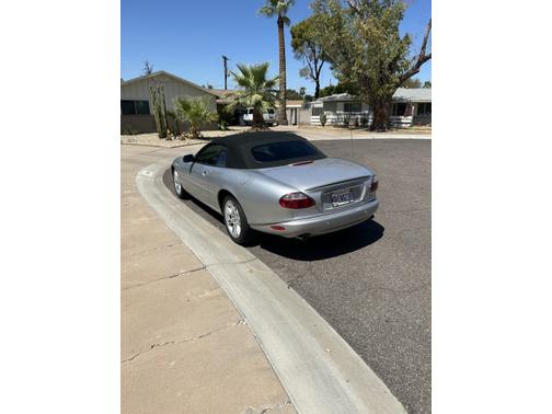2002 Jaguar XK8 Base