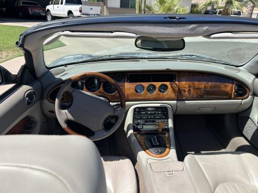 2002 Jaguar XK8 Base