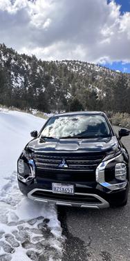 Black 2022 Mitsubishi Outlander Black Edition